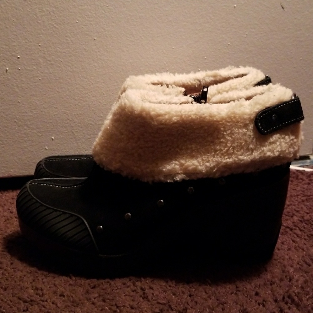 Clogs